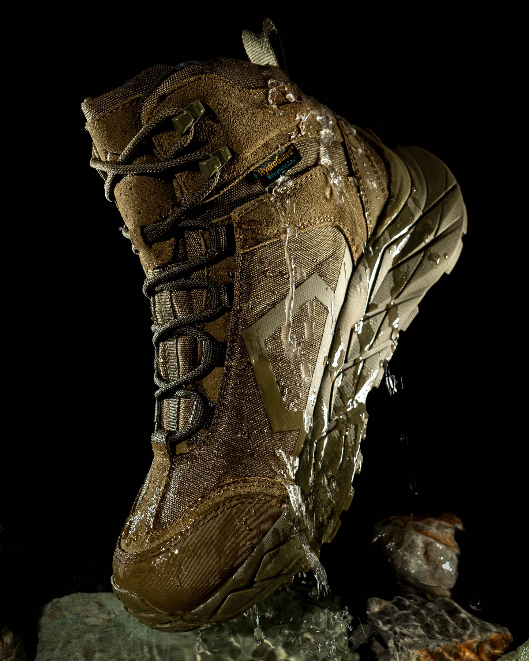 GRAVITY-TREKKING-6-BOOTS-COYOTE-DETAIL-04-1728x2160.jpg